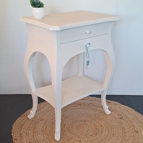 Chevet en hêtre - Laqué blanc + vernis mat
